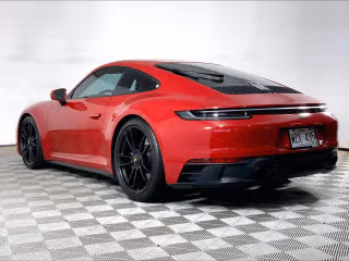 2024 Porsche 911 GTS - Photo 17