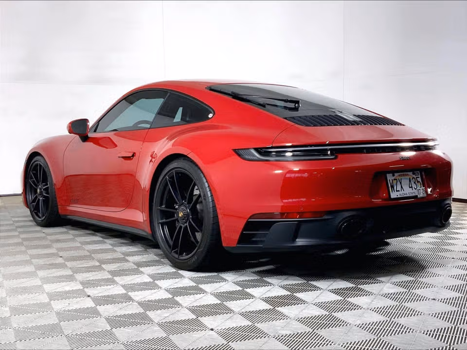 2024 Porsche 911 GTS - Photo 19