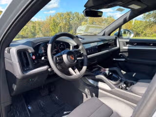 2026 Porsche Cayenne E-Hybrid - Photo 25