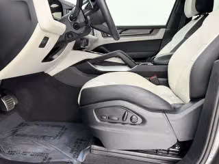 2026 Porsche Cayenne E-Hybrid - Photo 33