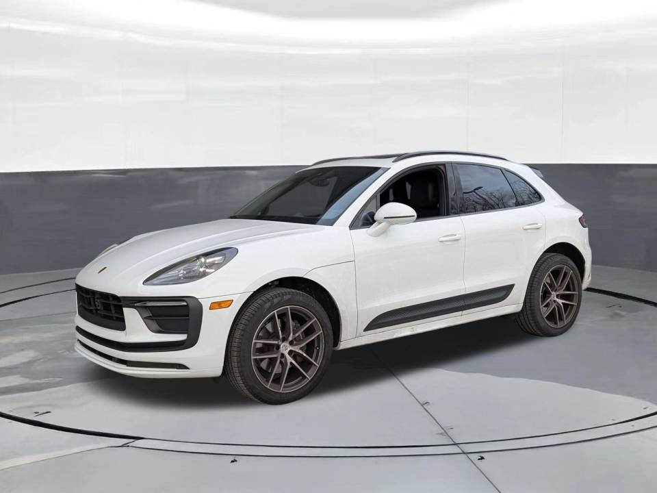 2025 Porsche Macan T