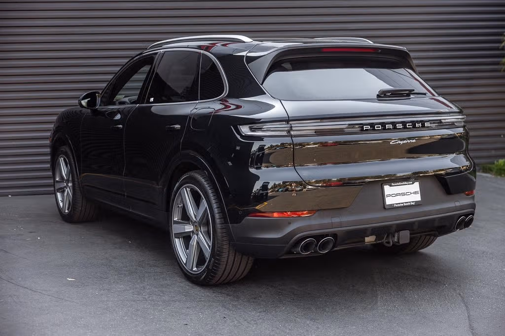 2024 Porsche Cayenne E-Hybrid - Photo 20
