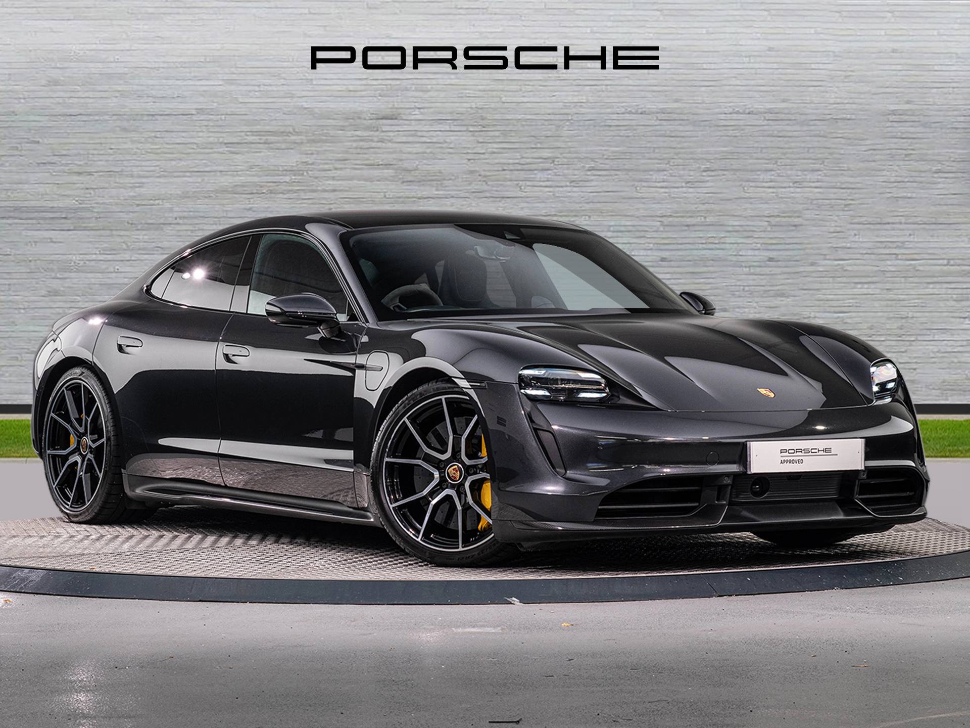 Taycan Turbo S, photo 1 of 55