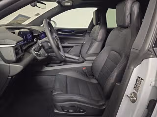 2025 Porsche Macan Base - Photo 33