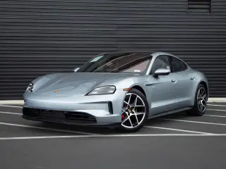 2026 Porsche Taycan S - Photo 5