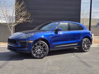 2025 Porsche Macan