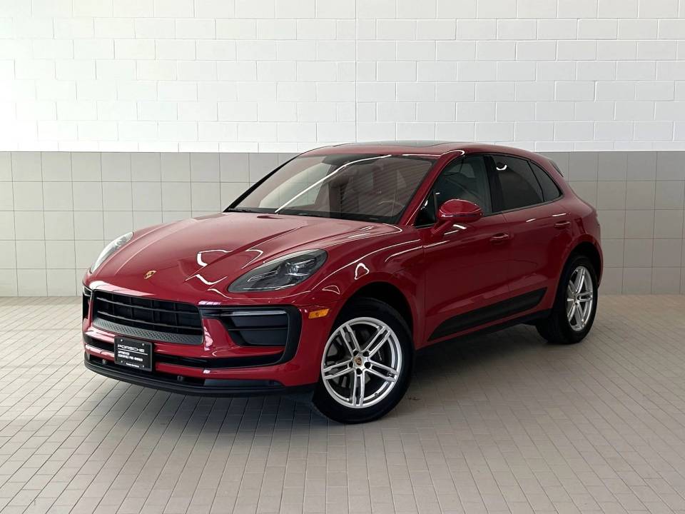 2022 Porsche Macan Base