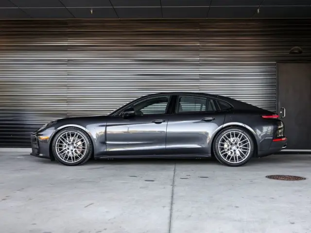 2026 Porsche Panamera Base - Photo 14