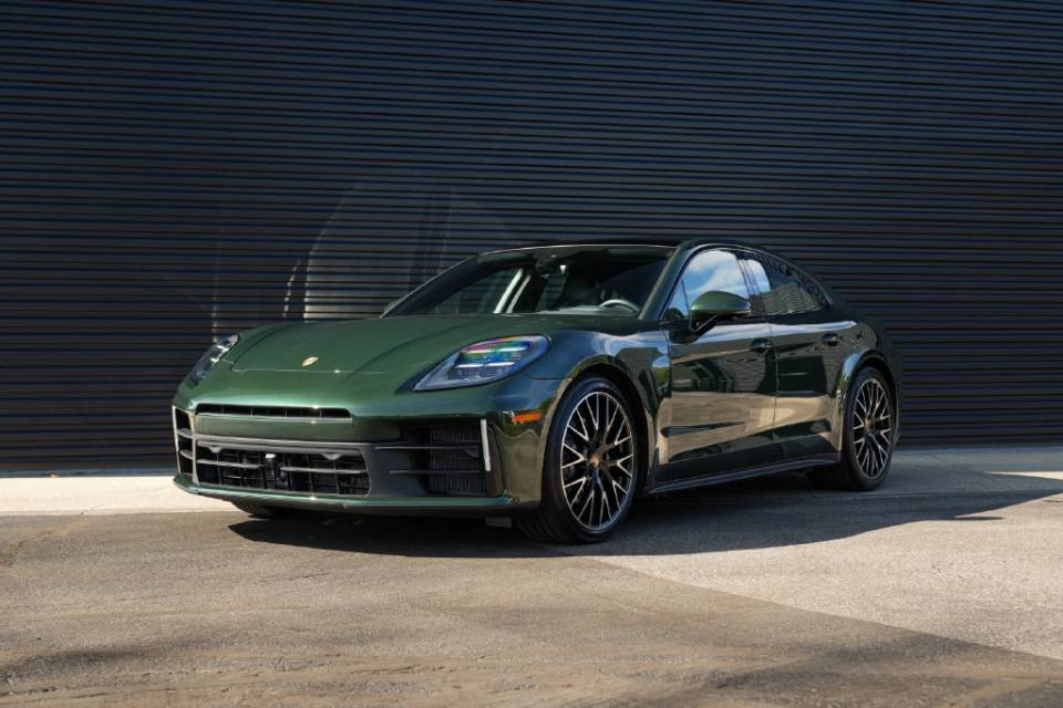 2026 Porsche Panamera Base