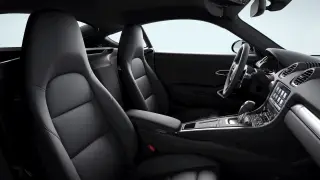 2025 Porsche 718 38