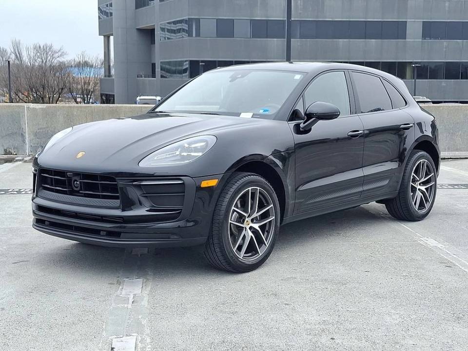 2026 Porsche Macan