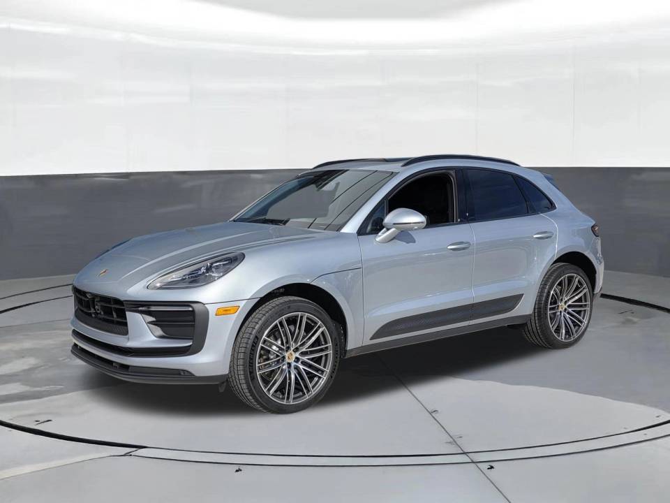 2026 Porsche Macan Base
