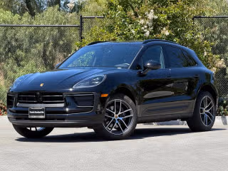 2026 Porsche Macan's photo