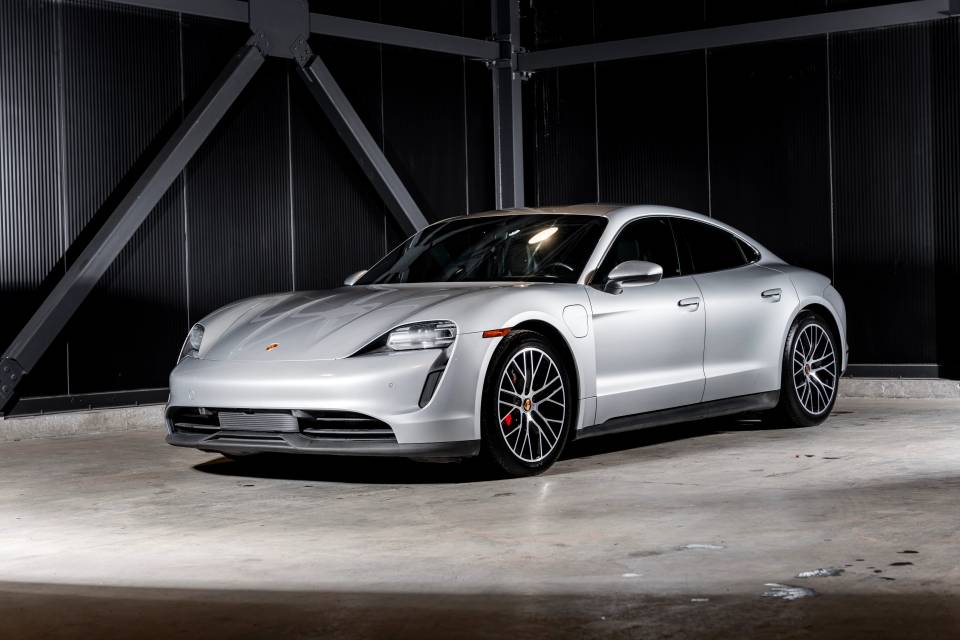 Buy used Porsche Taycan 4S at Porsche Centre Québec