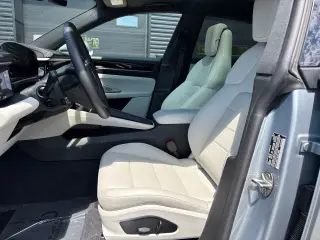 2025 Porsche Macan Base - Photo 13