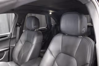 2025 Porsche Macan Base - Photo 33