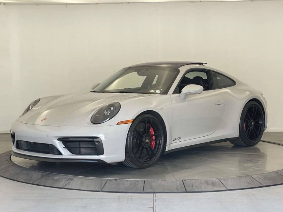 2024 Porsche 911 GTS