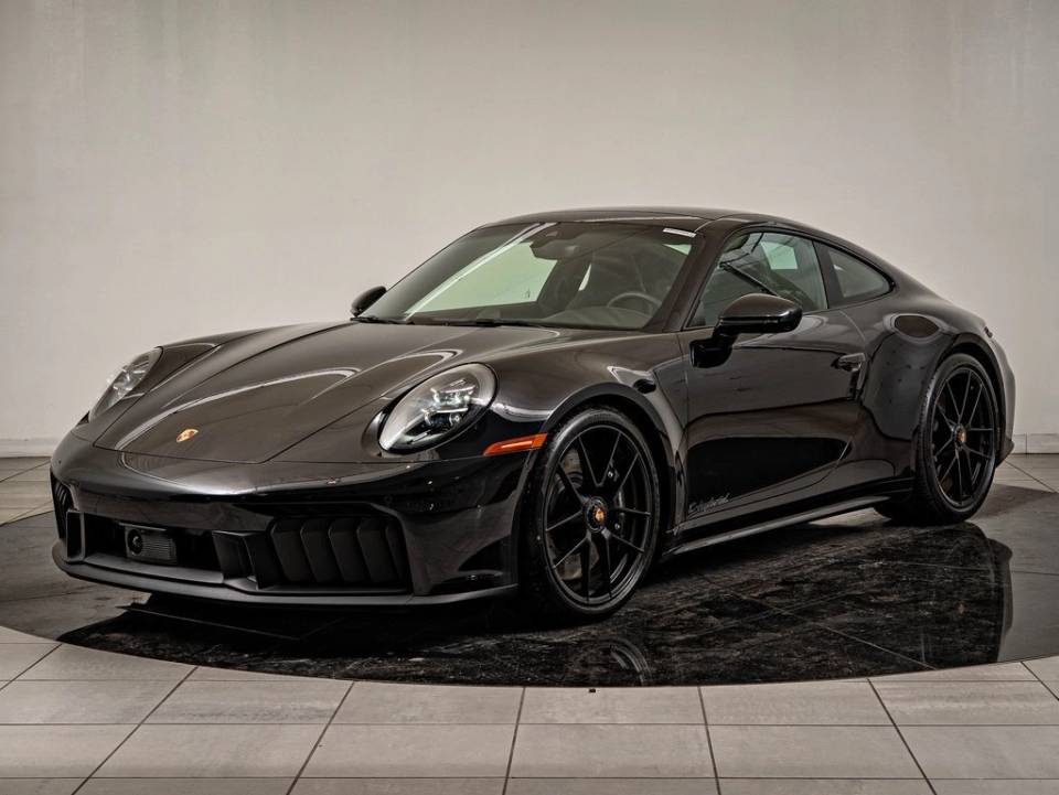 2025 Porsche 911
