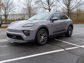 2025 Porsche Macan