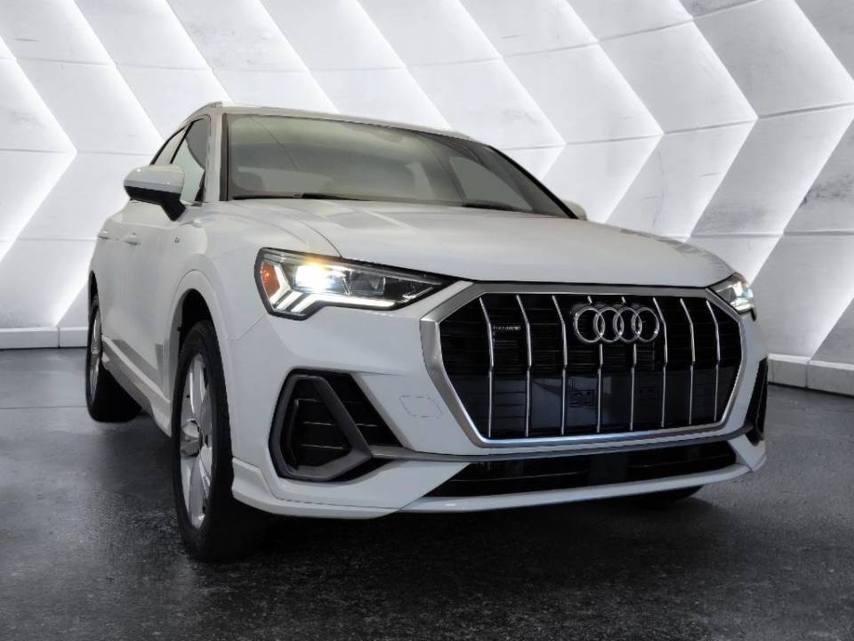 2024 Audi Q3 S Line Premium