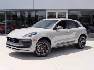 2026 Porsche Macan T's photo