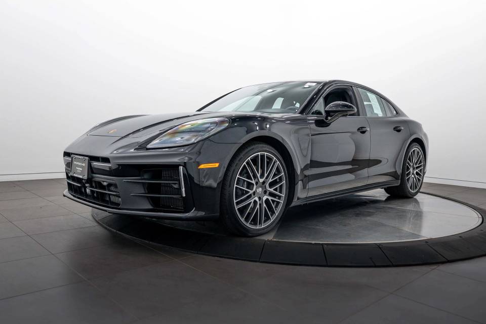 2026 Porsche Panamera