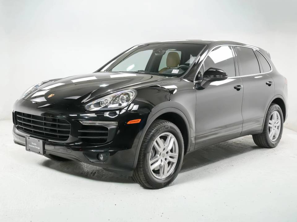 2016 Porsche Cayenne Base