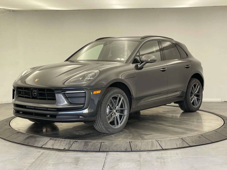 2026 Porsche Macan T