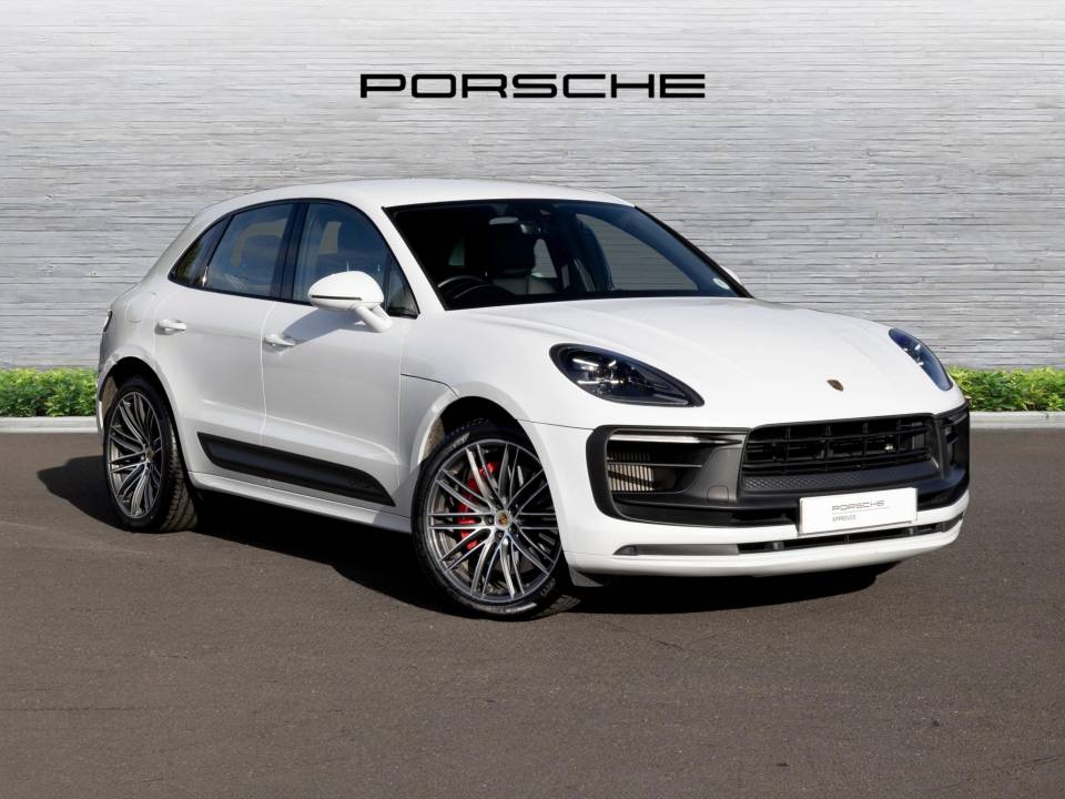 2022 Porsche Macan