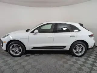 2025 Porsche Macan T - Photo 13