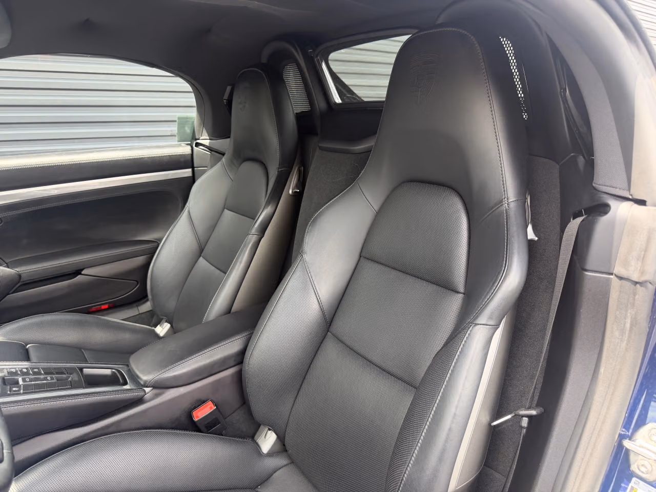 2024 Porsche 718 36