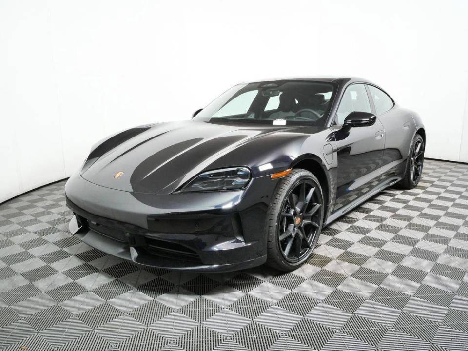 2026 Porsche Taycan