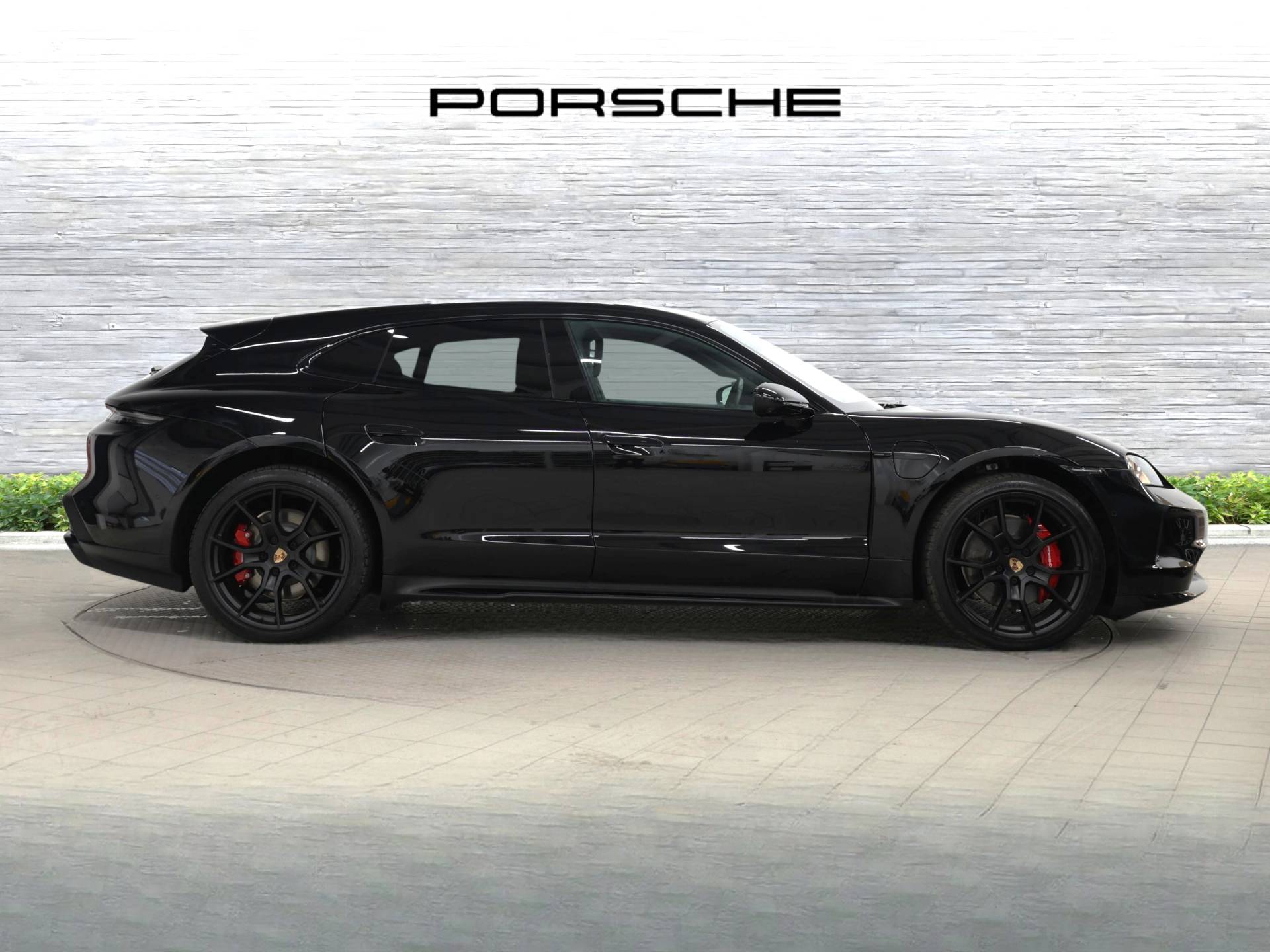 Taycan 4S Sport Turismo, photo 2 of 50