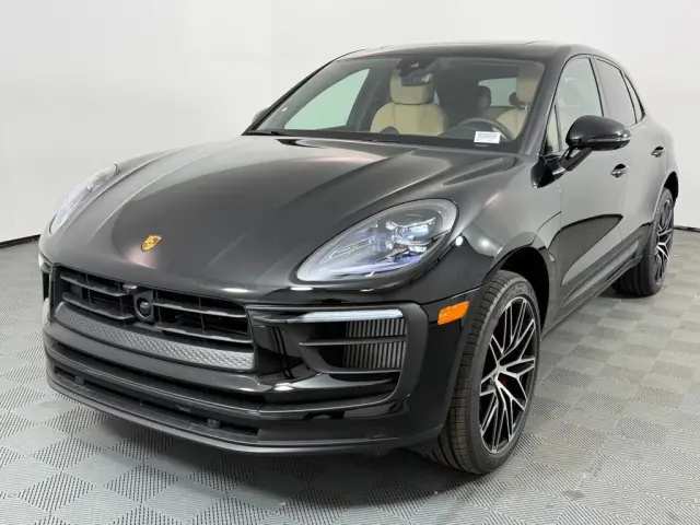 2026 Porsche Macan S - Photo 6