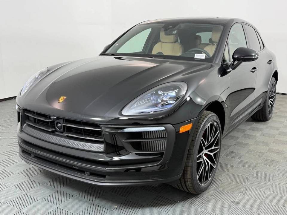 2026 Porsche Macan