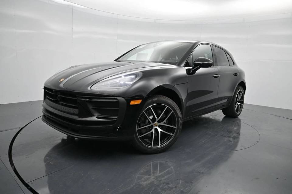 2026 Porsche Macan