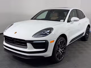 2026 Porsche Macan -'s photo