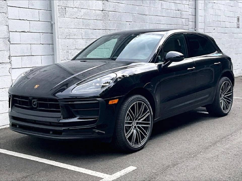 2026 Porsche Macan