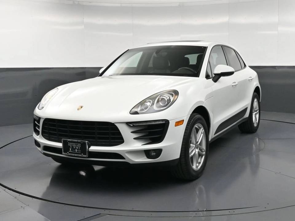 2016 Porsche Macan