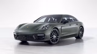 2023 Porsche Panamera GTS's photo