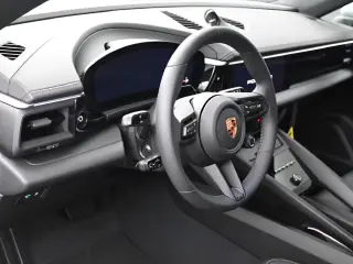 2026 Porsche Macan Base - Photo 37
