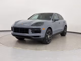 2024 Porsche Cayenne -'s photo