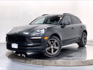 2023 Porsche Macan's photo