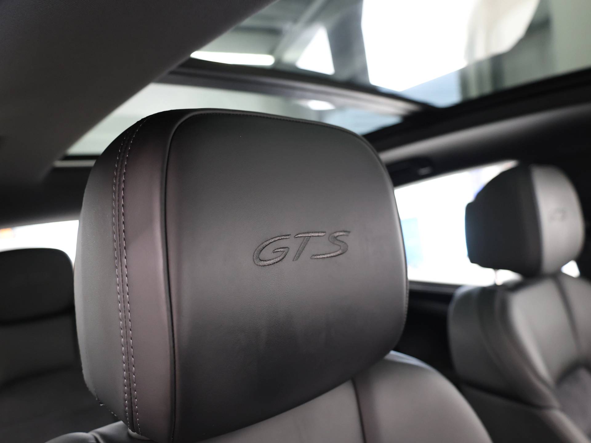 Macan GTS, photo 54 of 54