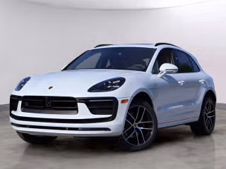 2026 Porsche Macan's photo