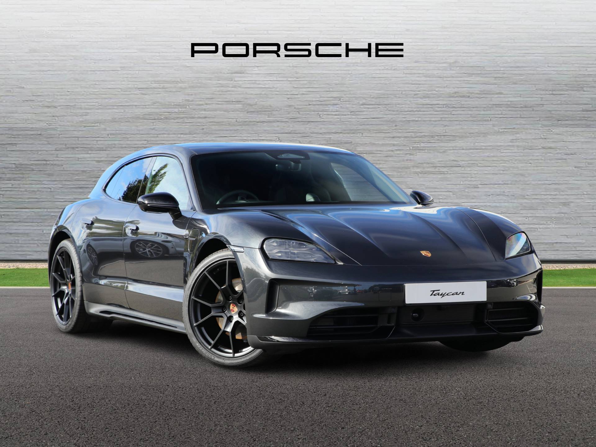 Taycan Sport Turismo, photo 1 of 44