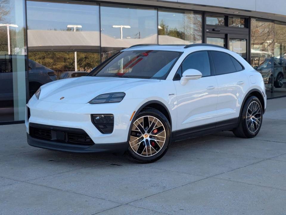 2026 Porsche Macan 4S Electric