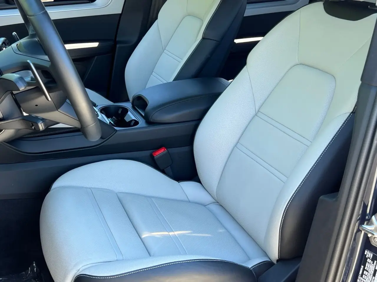 2025 Porsche Cayenne S E-Hybrid - Photo 40