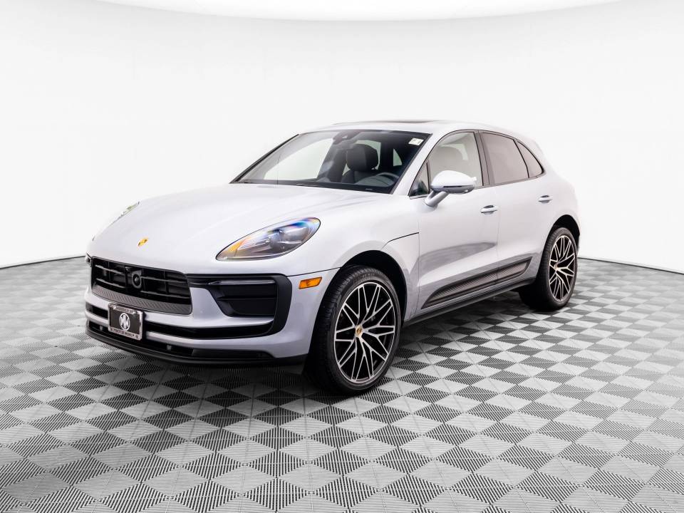 2026 Porsche Macan