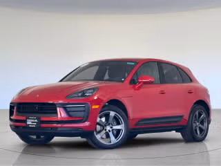 2025 Porsche Macan's photo